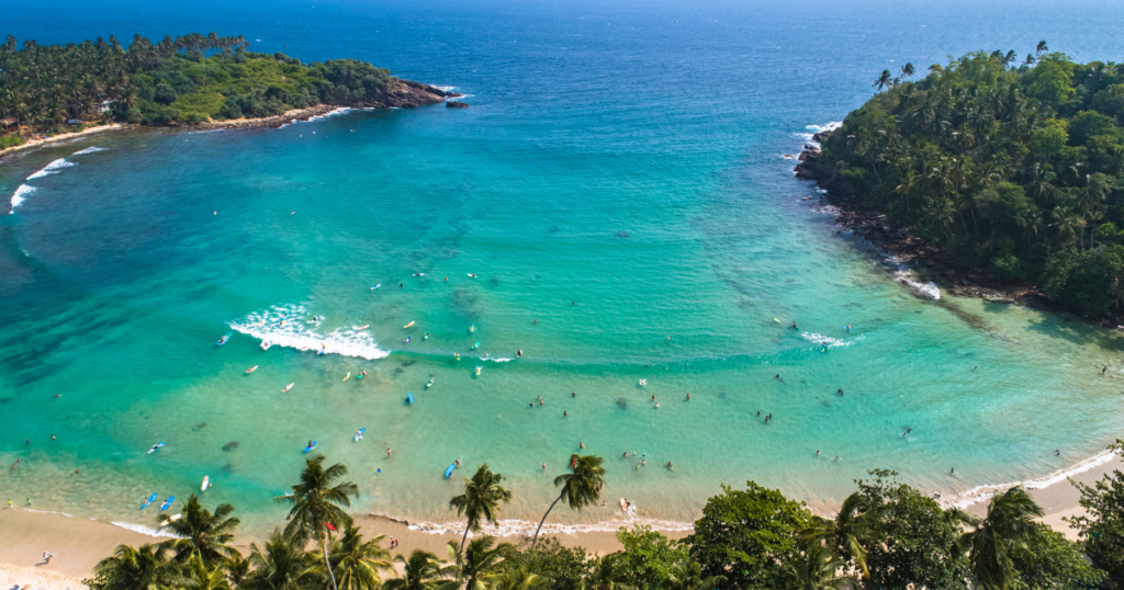 Hiriketiya surf beach Sri Lanka